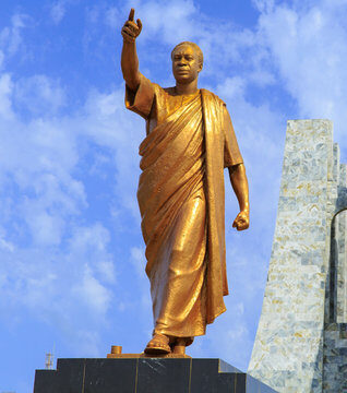 Humanitarian Relationships and the Reinvention of Africa's Futures: Genealogies, Current Practices, and the Decolonial Imperative